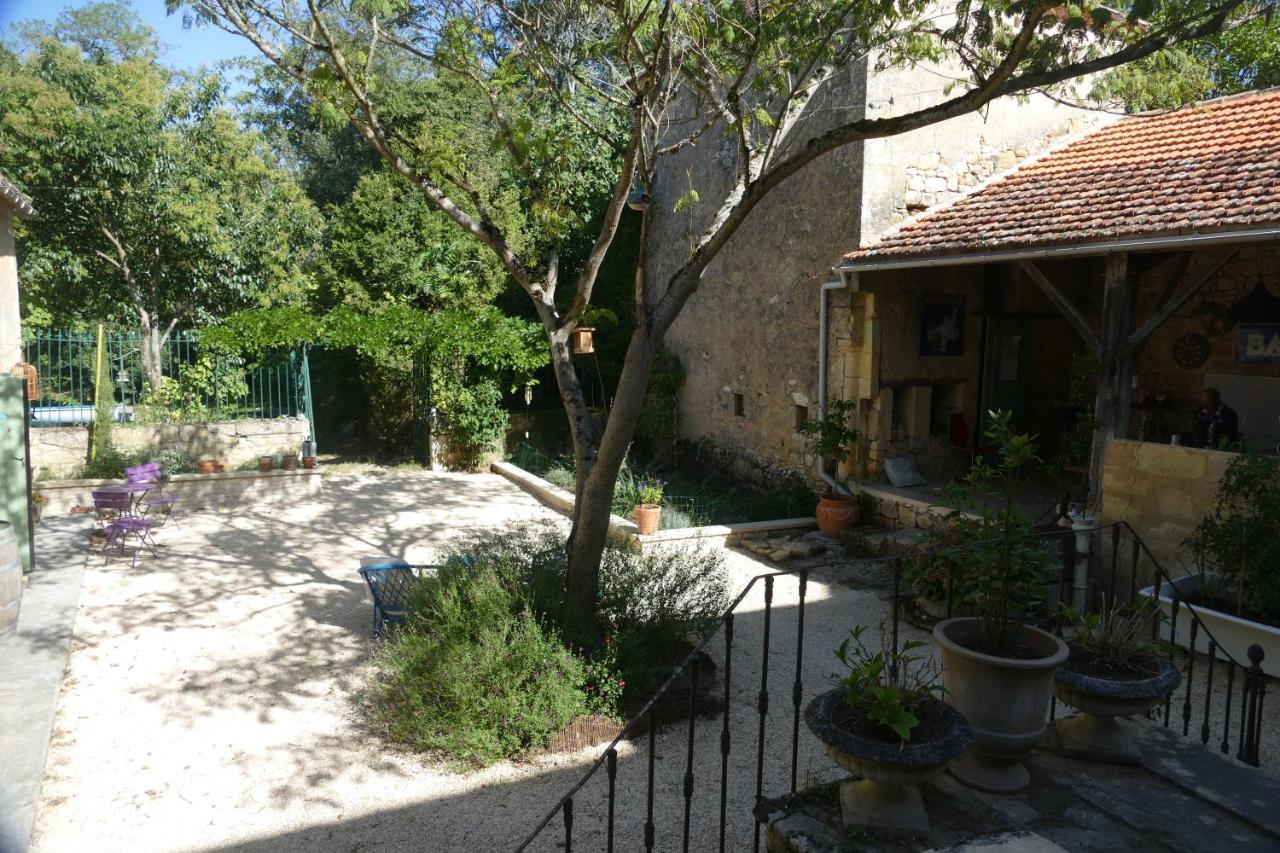 1 Rue Pasquet - 2 Double Rooms In The Main House Beaumont-en-Perigord Ngoại thất bức ảnh